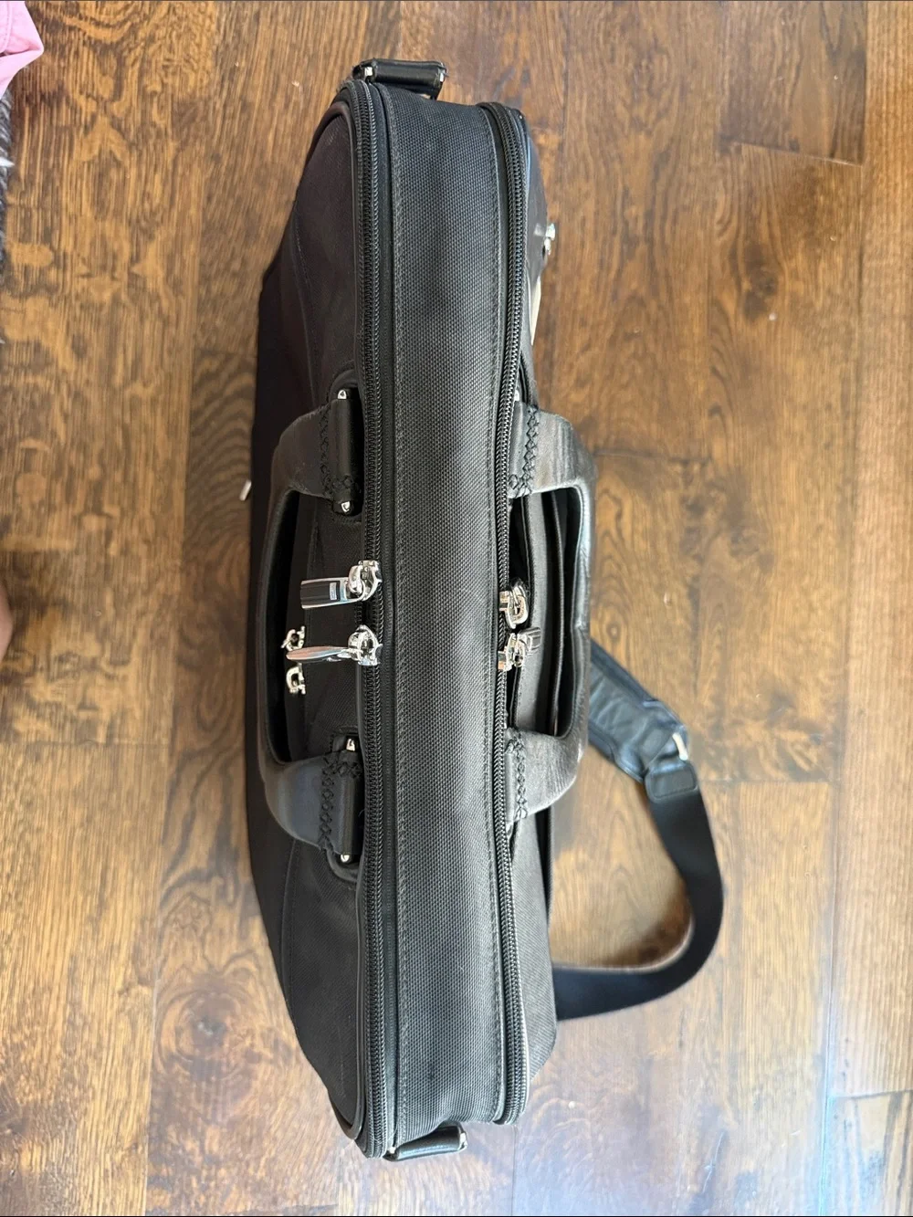 Tumi Black Men's Laptop Briefcase with Shoulder Strap